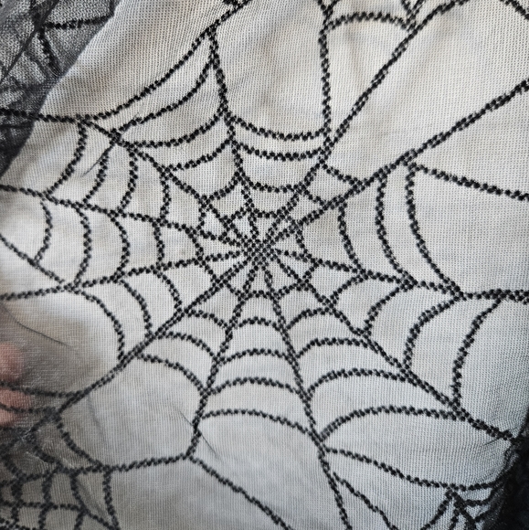 Spiderweb & Bat Fabric 🕸🦇 - Picture 4 of 9